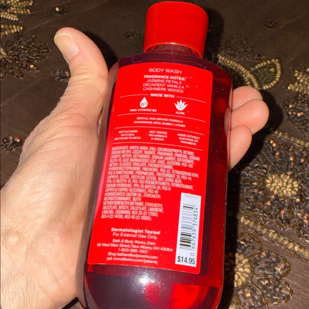 Bath & Body Works Forever Red Vanilla Rum Body Wash - Red - Picture 3 of 3